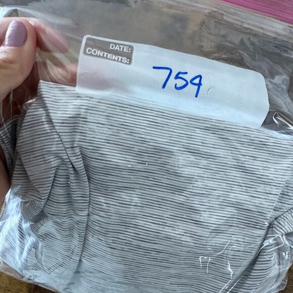 Lululemon keep moving pant size 2 gray stretch drawstring elastic casual - Picture 10 of 10